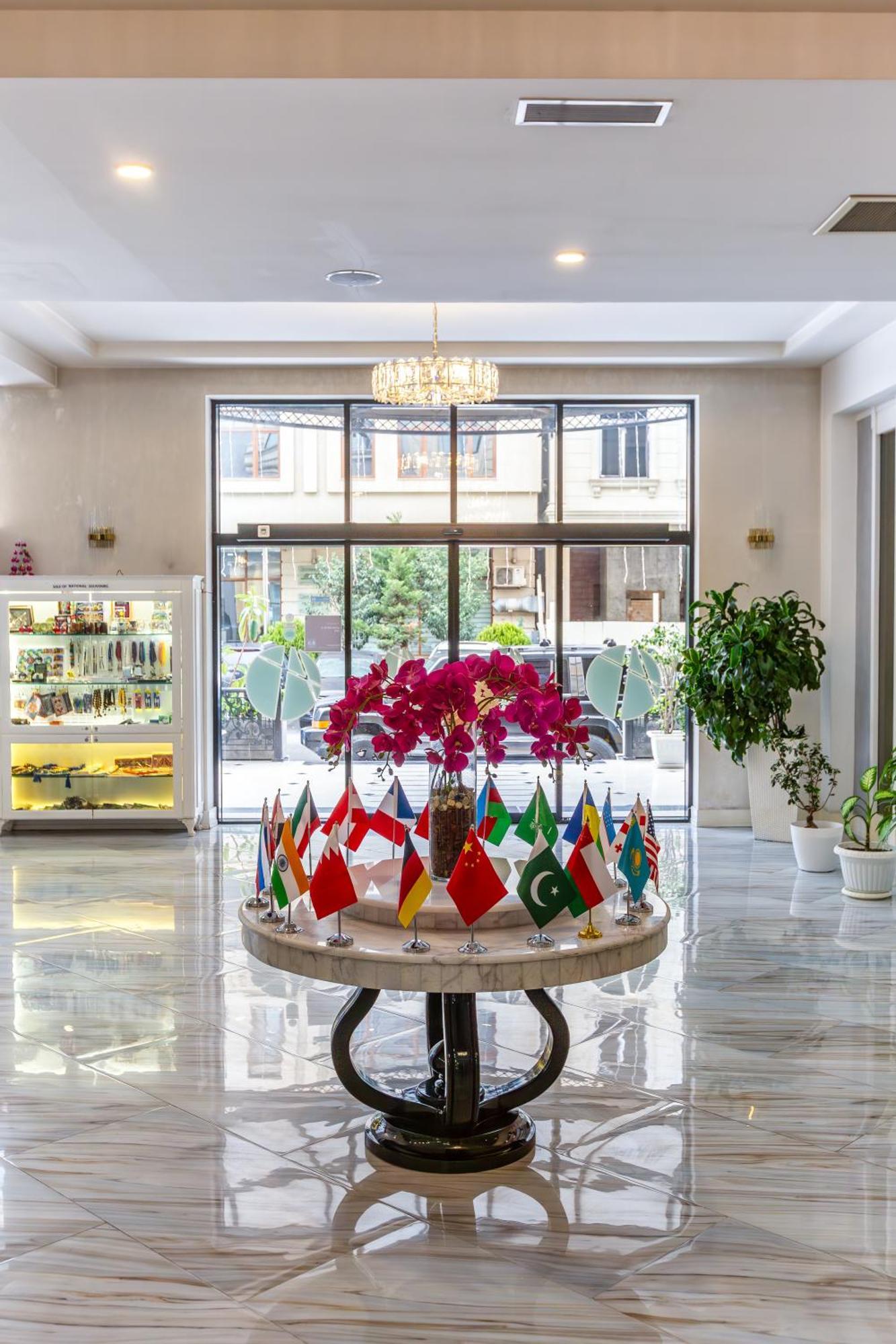באקו Alba Hotel & Spa מראה חיצוני תמונה Lobby of the hotel