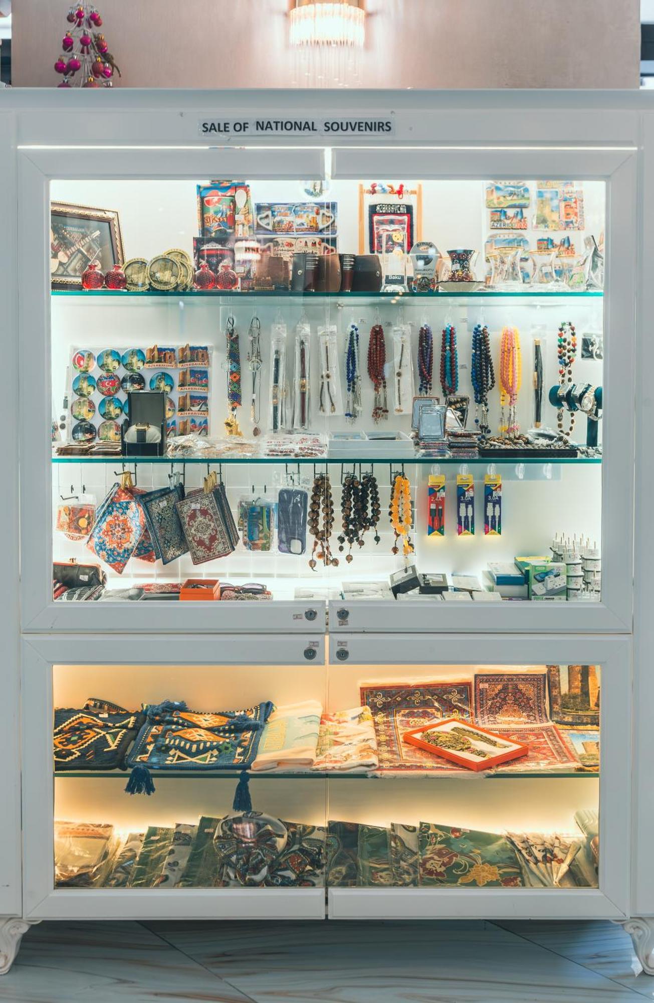 באקו Alba Hotel & Spa מראה חיצוני תמונה A display case