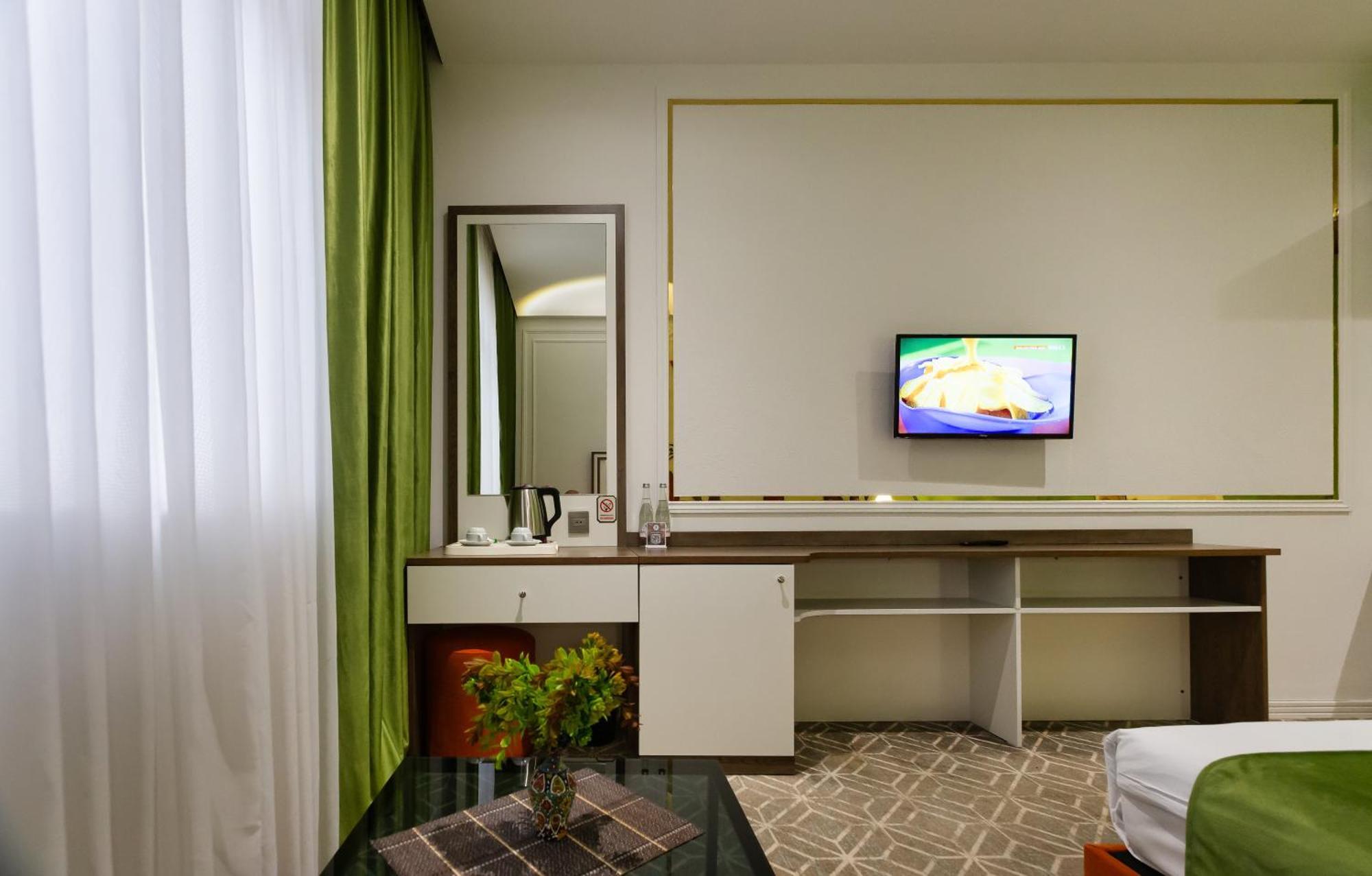 באקו Alba Hotel & Spa מראה חיצוני תמונה A room at the hotel