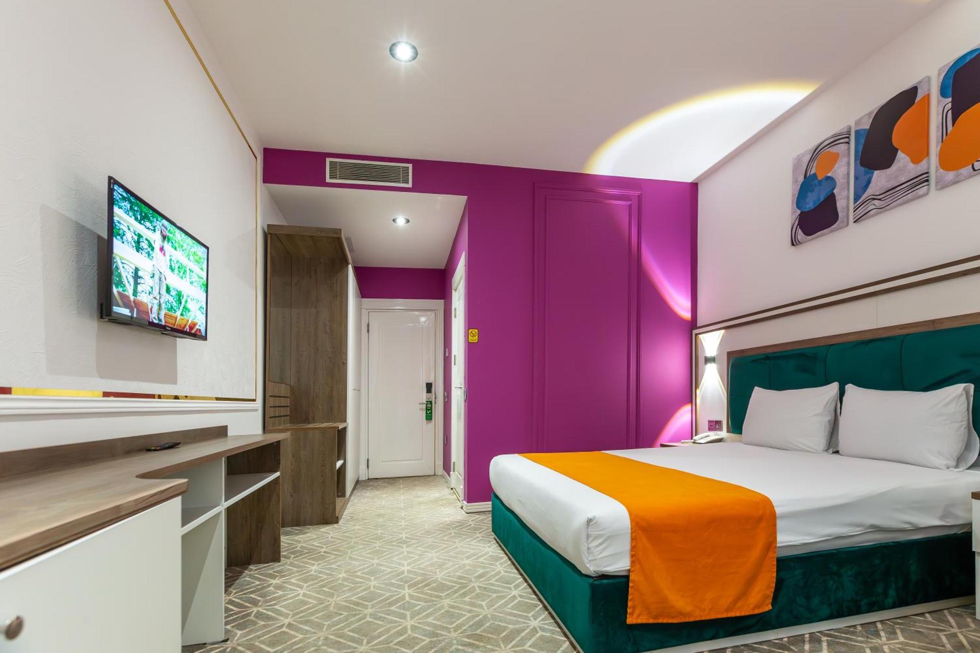 באקו Alba Hotel & Spa מראה חיצוני תמונה A room at the hotel